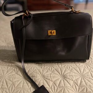 Elegant Black Leather Handbag